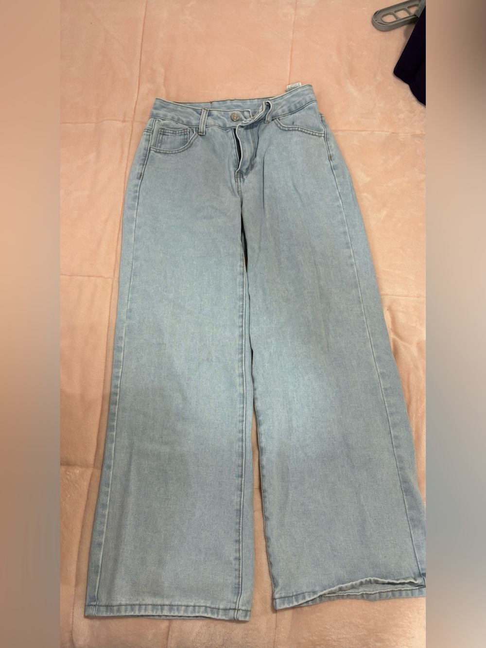 Light Blue Wide-Leg Women’s Jeans